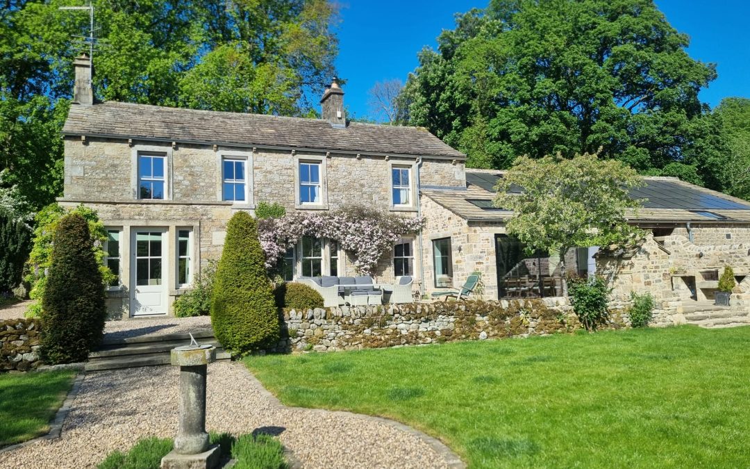 Bespoke Accoya Timber Windows & Doors Near Skipton – Hartlington Renovation