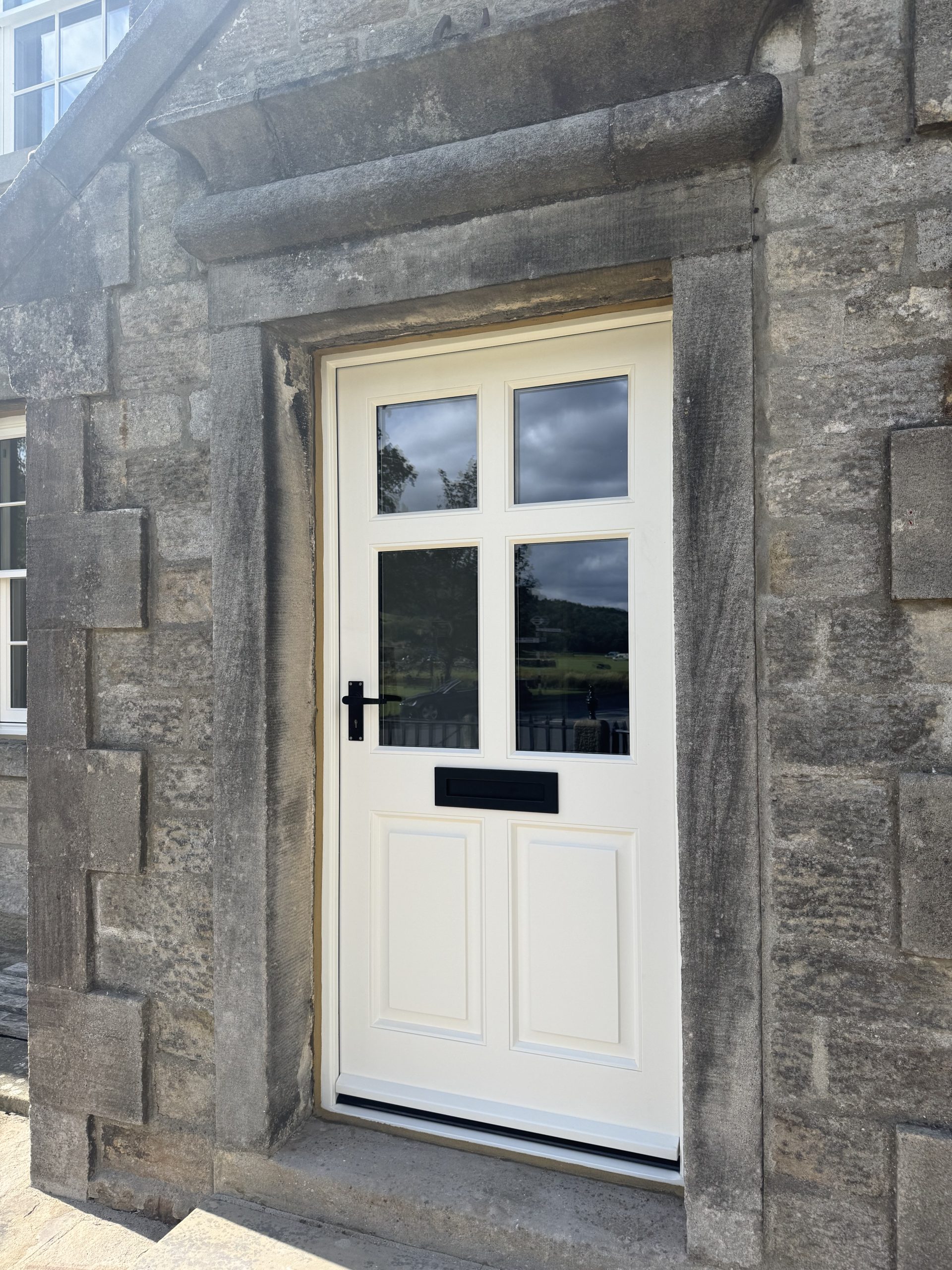 Bespoke Oak Timber Wooden Internal Door. Handmade in our Rylstone Workhop near Skipton, Ilkley, Harroagte and Settle. Installed in Cracoe at the heart of Crave, Wharfedale